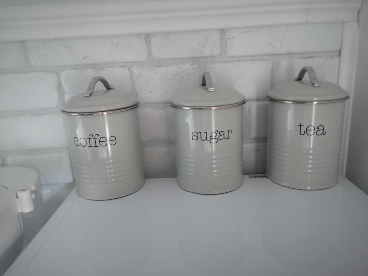 Ivy Boutique Apartment Brasov Bagian luar foto